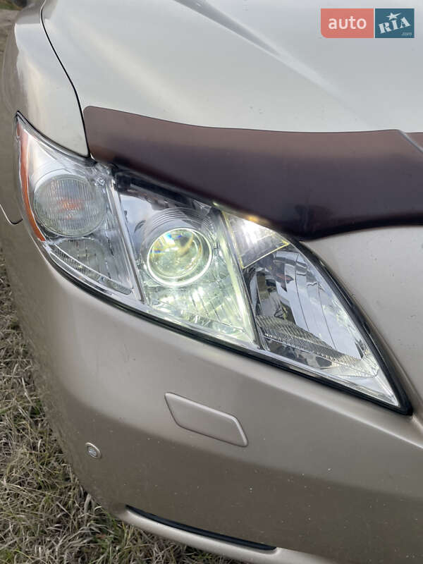 Седан Toyota Camry 2008 в Николаеве