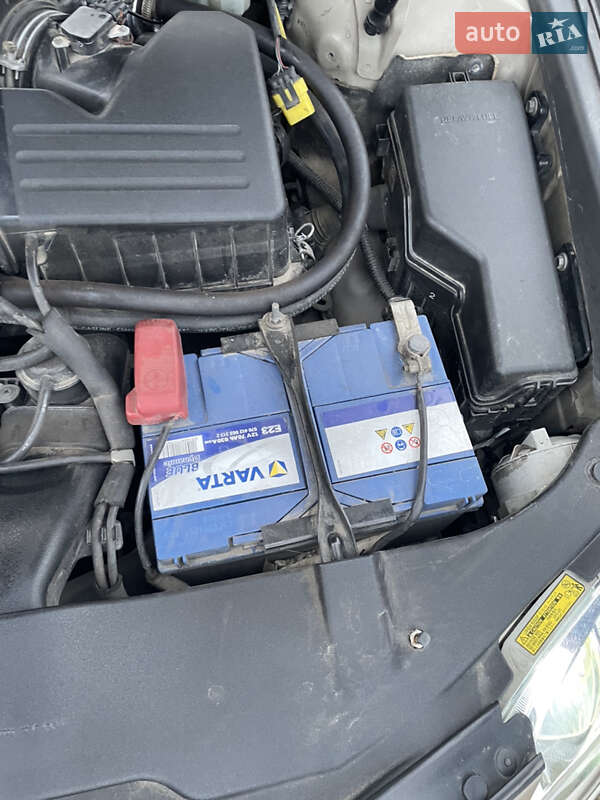 Седан Toyota Camry 2008 в Николаеве