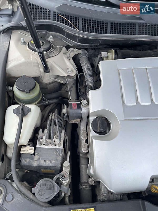 Седан Toyota Camry 2008 в Николаеве