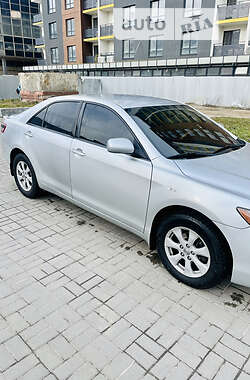 Седан Toyota Camry 2006 в Ивано-Франковске