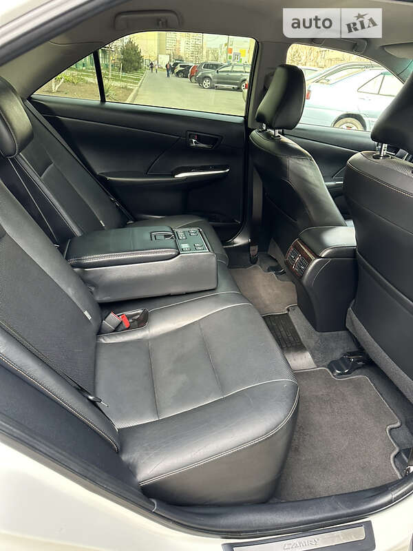 Седан Toyota Camry 2015 в Одесі