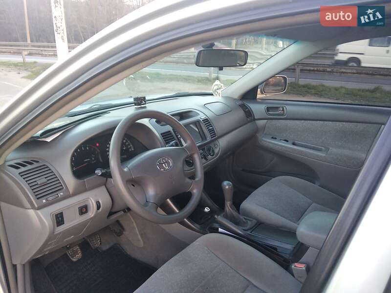 Седан Toyota Camry 2004 в Одесі