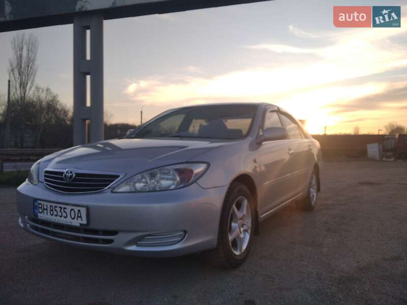 Седан Toyota Camry 2004 в Одесі