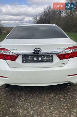 Седан Toyota Camry 2011 в 