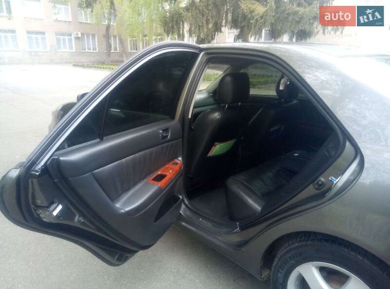 Toyota Camry 2003