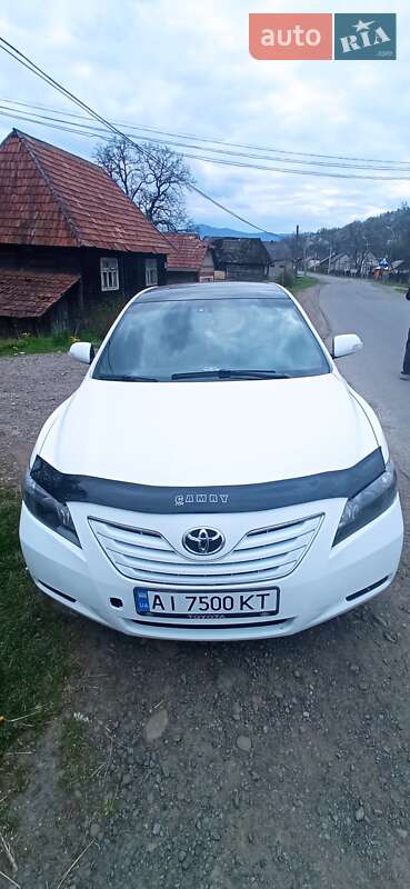 Седан Toyota Camry 2006 в Тячеві