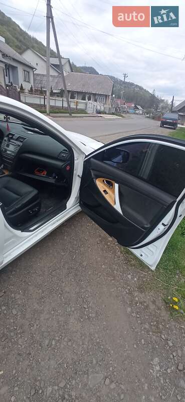 Седан Toyota Camry 2006 в Тячеві