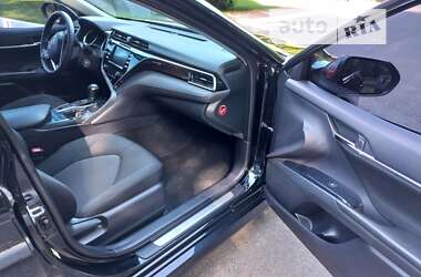Седан Toyota Camry 2018 в 