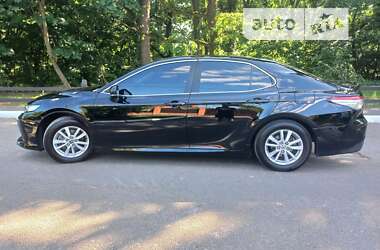 Седан Toyota Camry 2018 в 