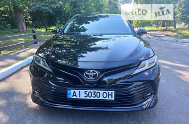 Седан Toyota Camry 2018 в Києві