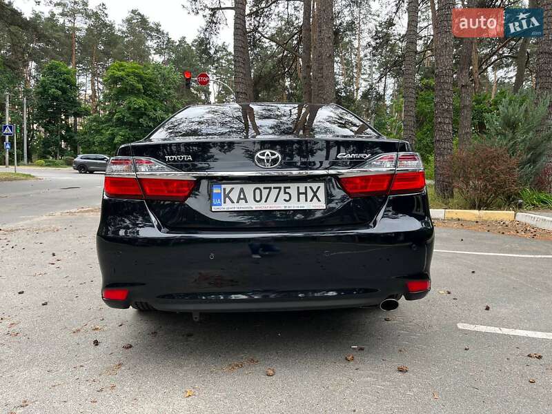 Седан Toyota Camry 2014 в Киеве фото 10 Седан Toyota Camry 2014 в Киеве