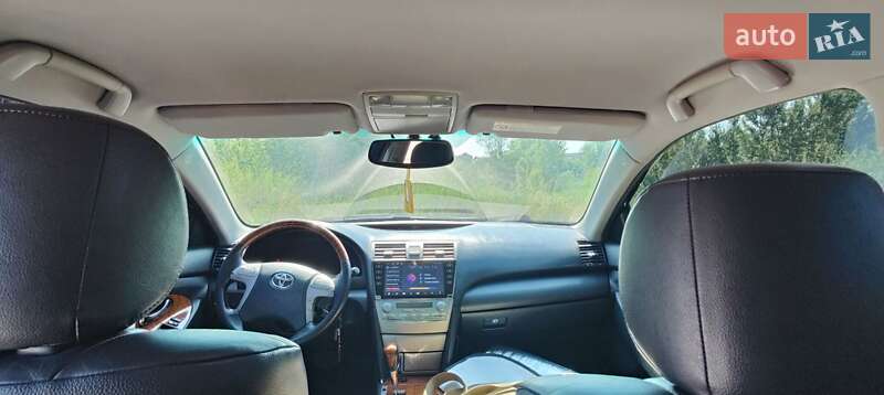 Седан Toyota Camry 2008 в Павлограде
