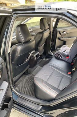 Седан Toyota Camry 2015 в 