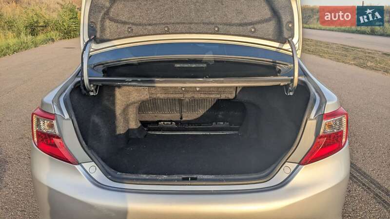 Седан Toyota Camry 2012 в Одесі