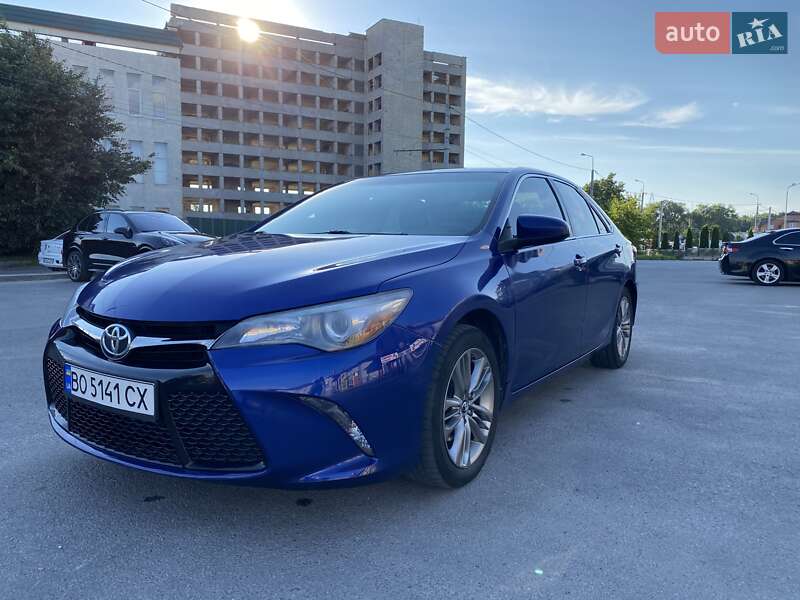 Седан Toyota Camry 2014 в Тернополе