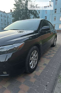 Седан Toyota Camry 2006 в Чернигове