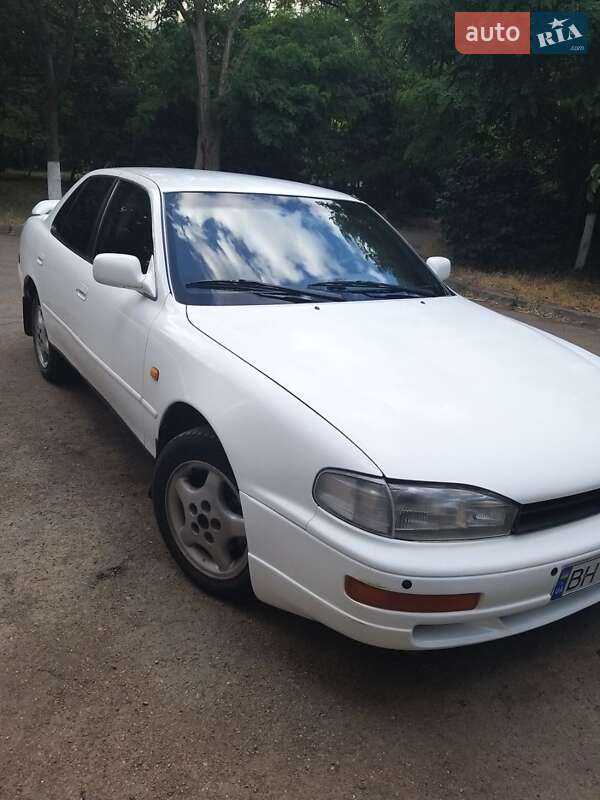 Седан Toyota Camry 1992 в Одесі