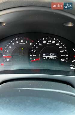 Седан Toyota Camry 2008 в Кам'янському