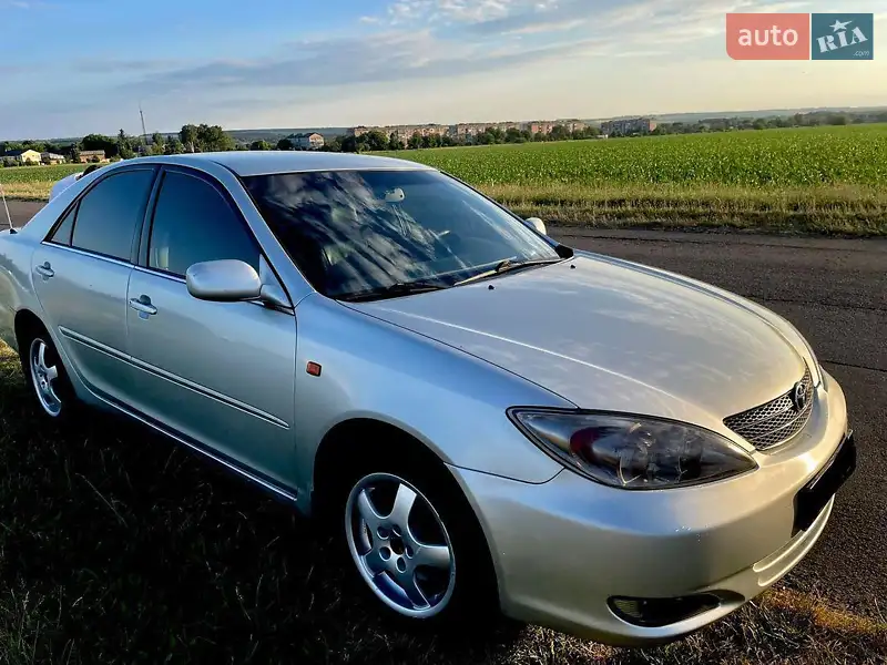 Toyota Camry 2004