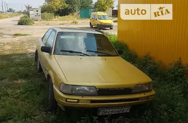 Toyota Camry 1987