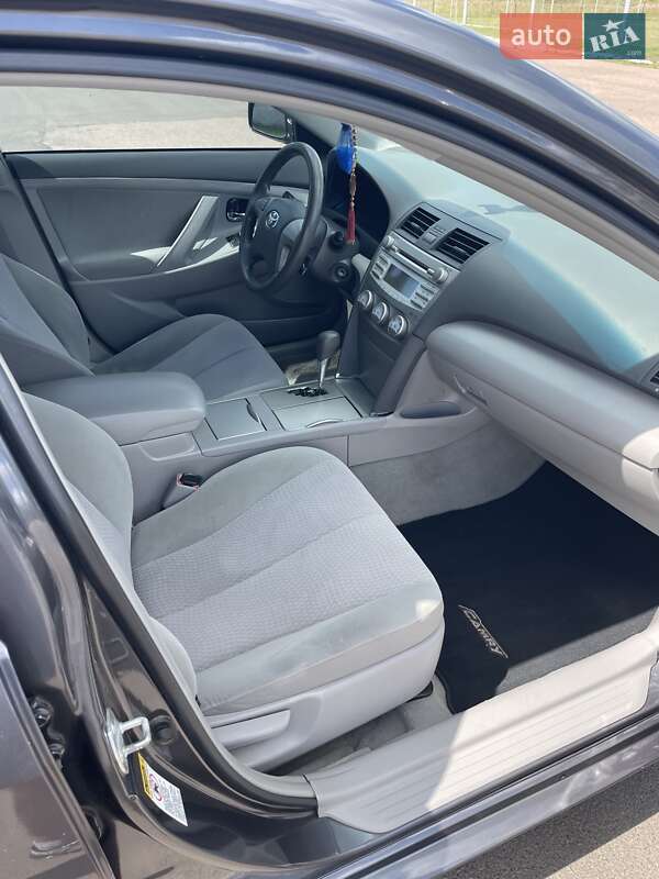 Седан Toyota Camry 2011 в Прилуках фото 8 Седан Toyota Camry 2011 в Прилуках