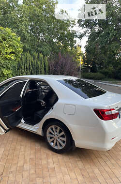 Седан Toyota Camry 2012 в 