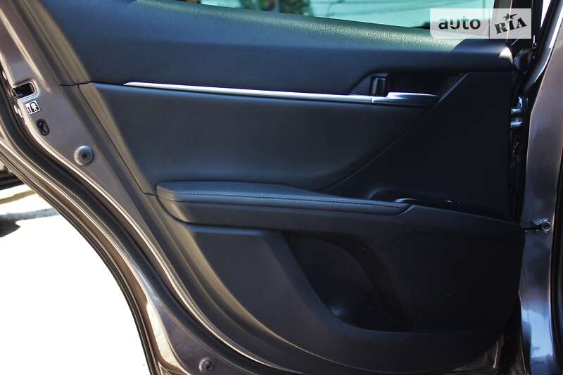 Седан Toyota Camry 2018 в Одесі