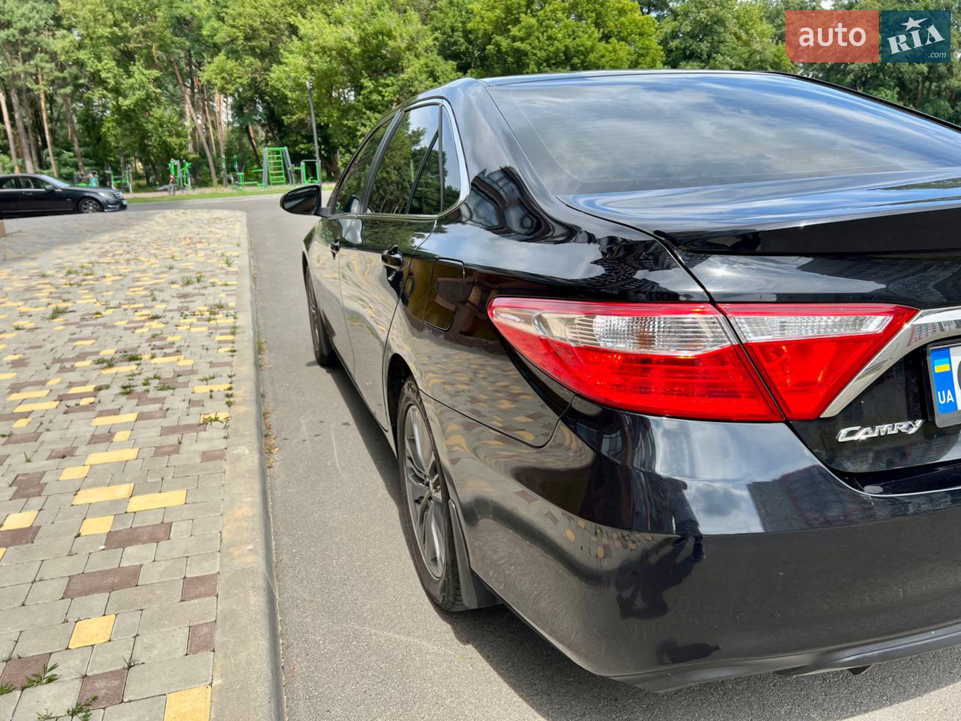 2016 Toyota Camry - мініатюра 10