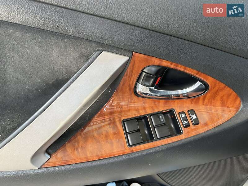 Седан Toyota Camry 2008 в Черкасах
