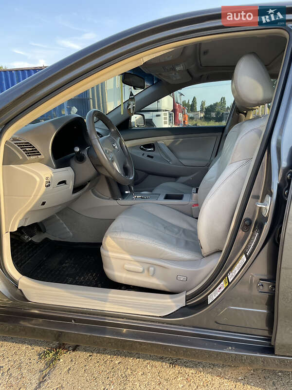 Седан Toyota Camry 2006 в Одесі