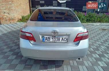 Седан Toyota Camry 2008 в Виннице