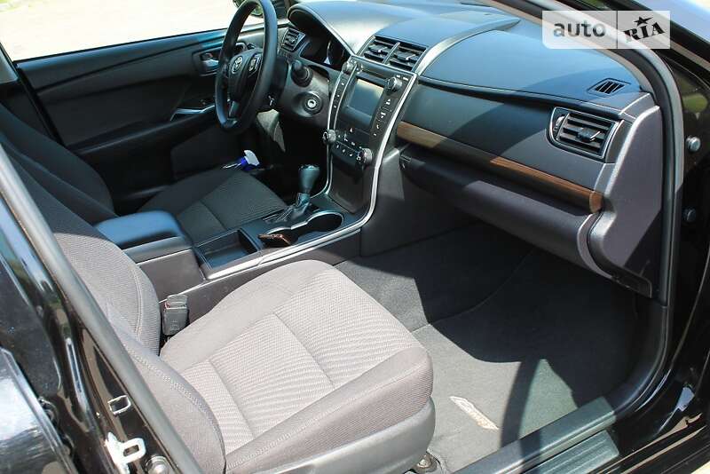 Седан Toyota Camry 2015 в Владимире