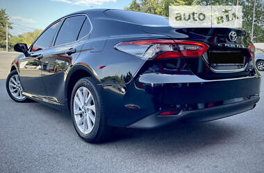 Седан Toyota Camry 2022 в 