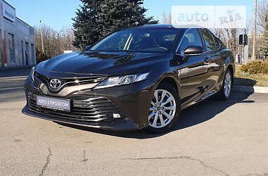 Седан Toyota Camry 2019 в Кропивницькому