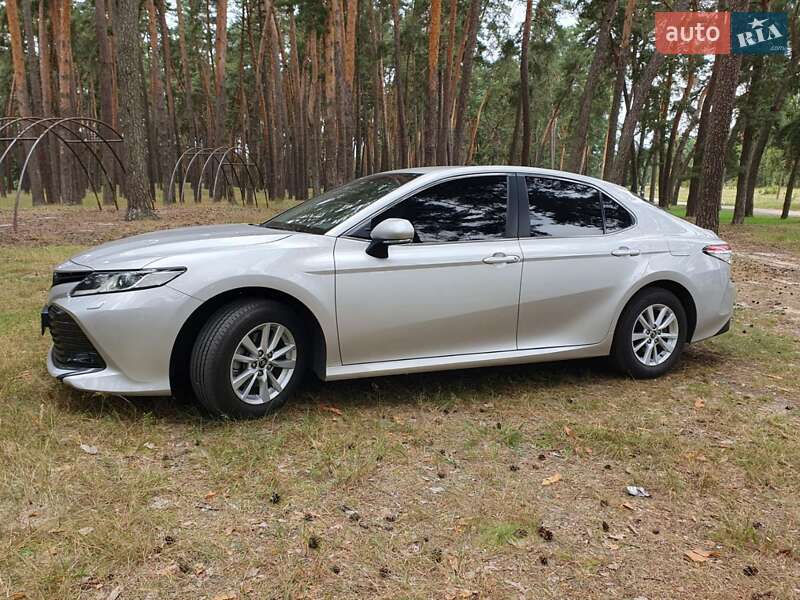 Седан Toyota Camry 2018 в Ахтырке