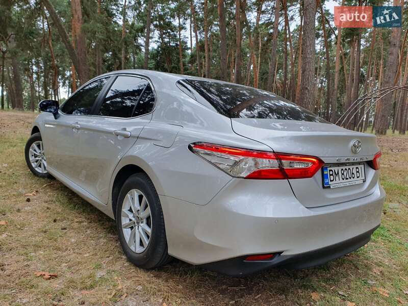 Седан Toyota Camry 2018 в Ахтырке