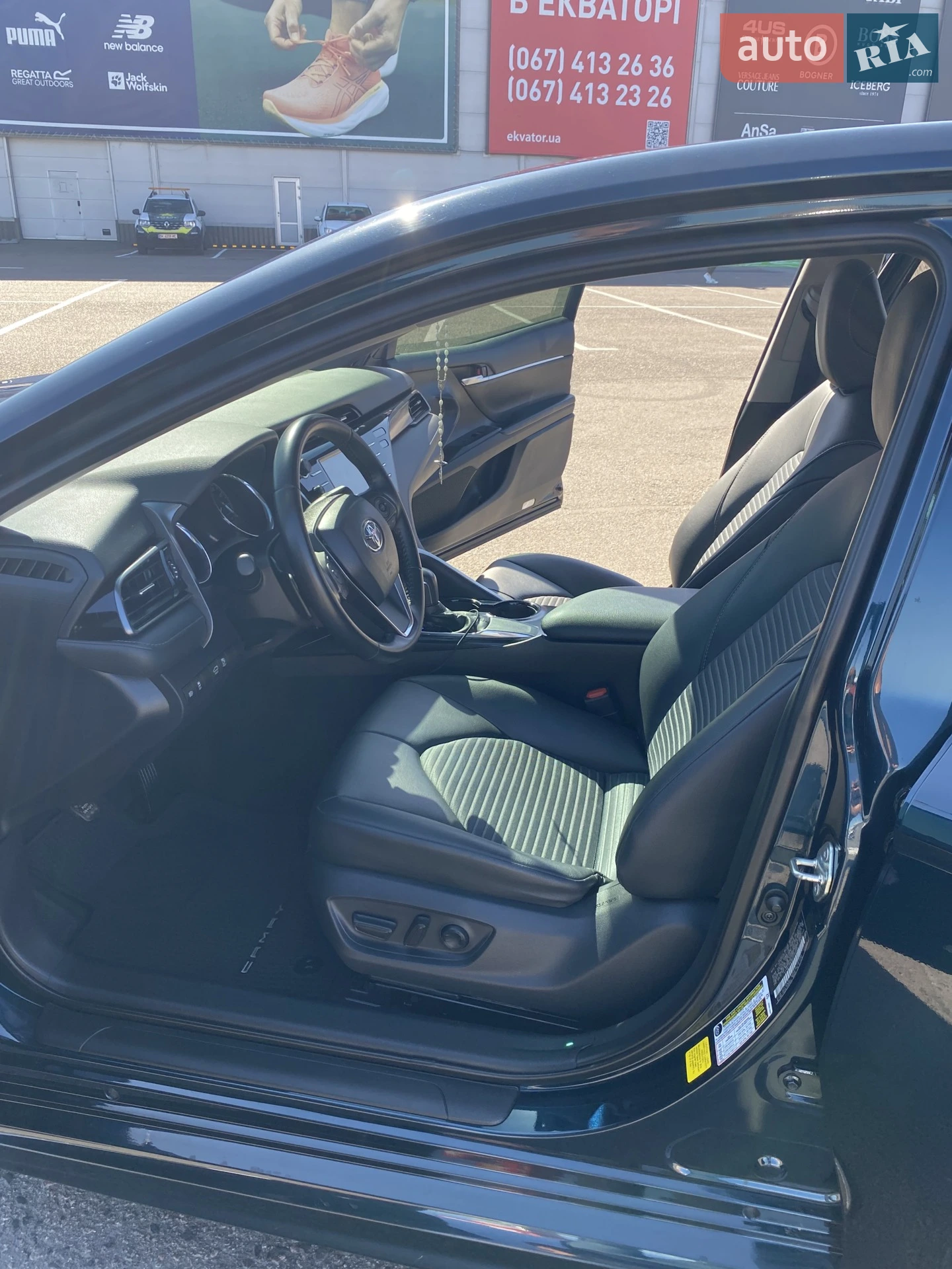 2019 Toyota Camry - мініатюра 15