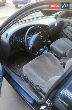 Седан Toyota Camry 1993 в Києві