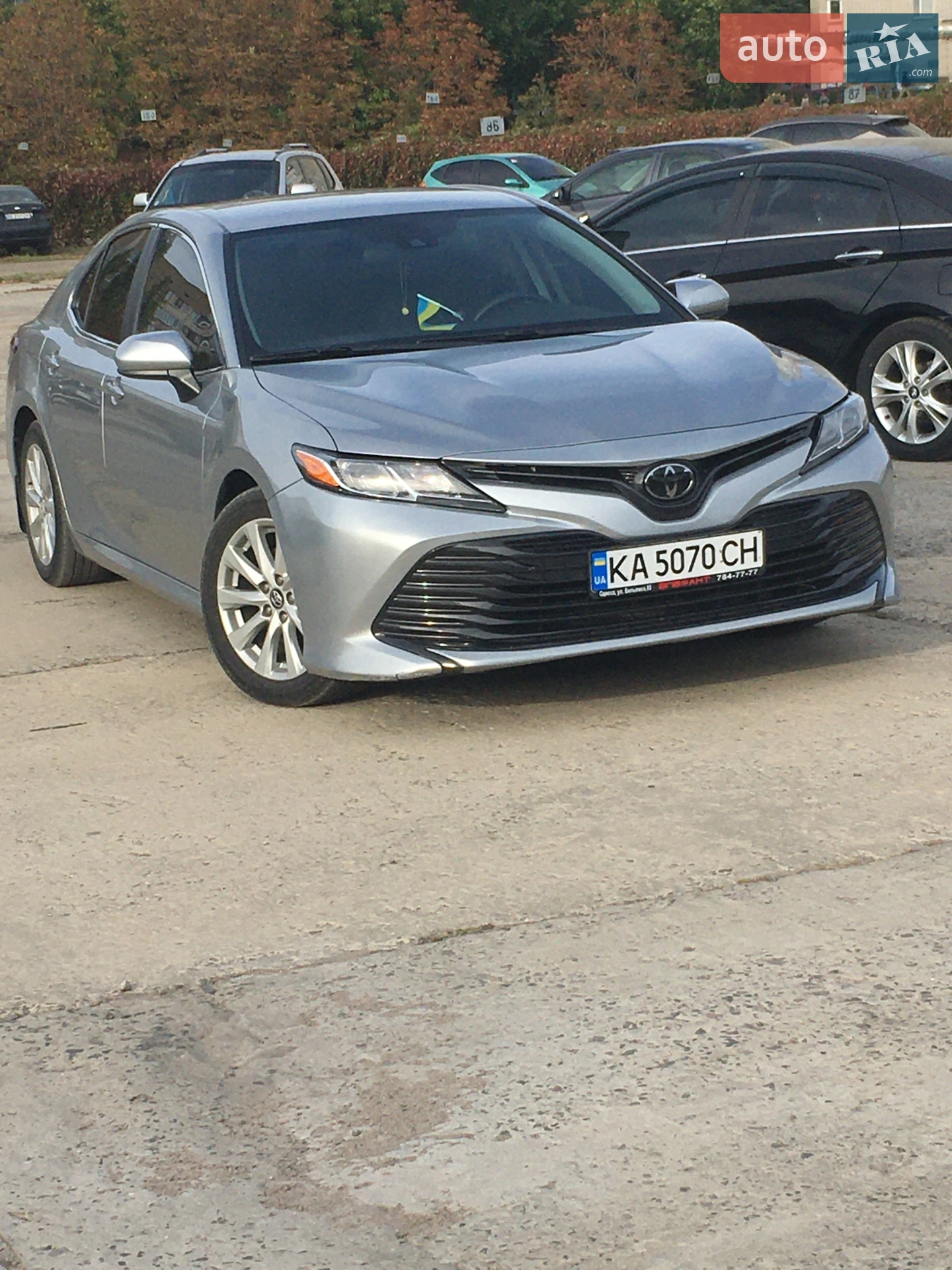 2019 Toyota Camry - мініатюра 2