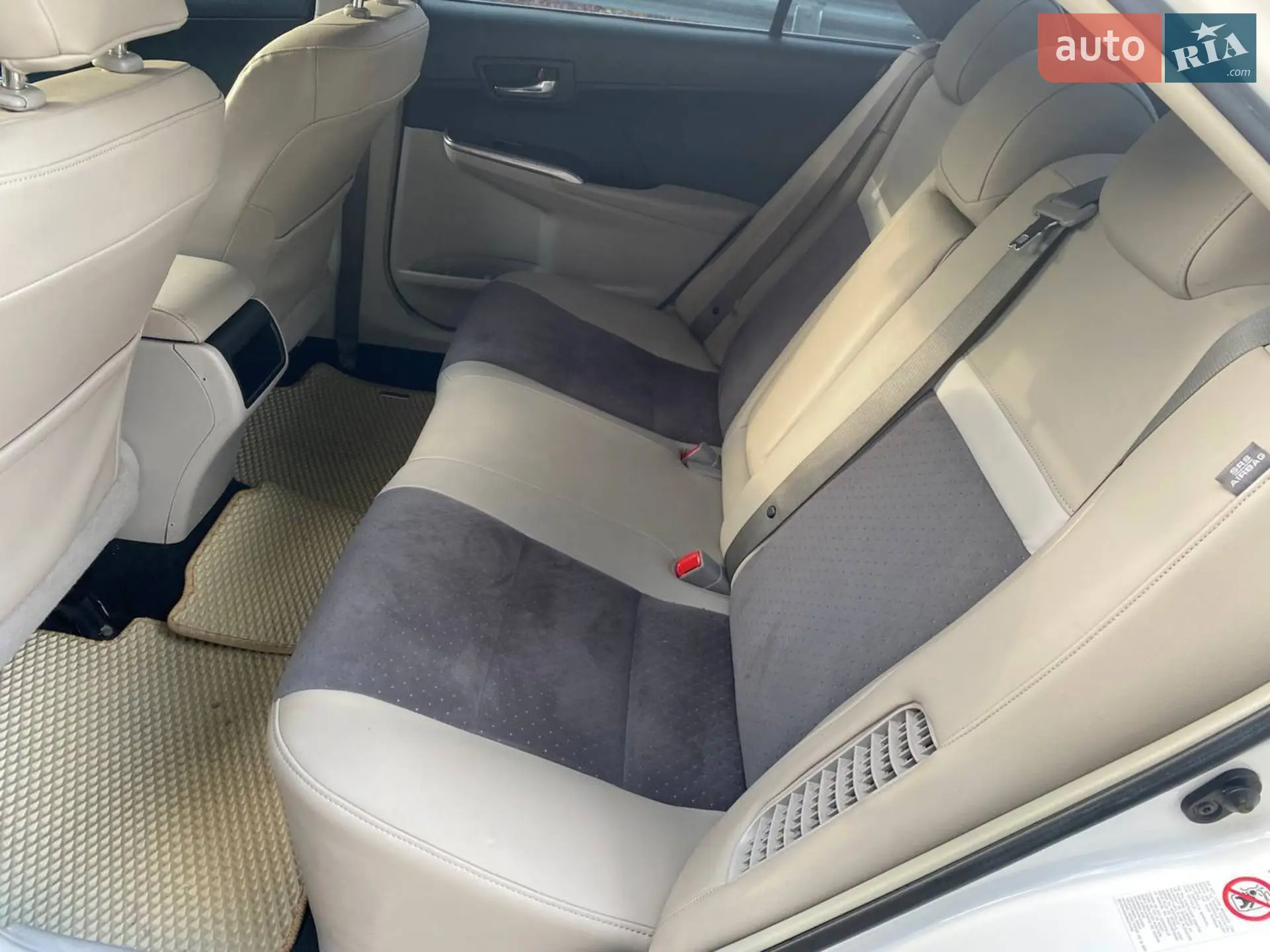 2013 Toyota Camry - мініатюра 10