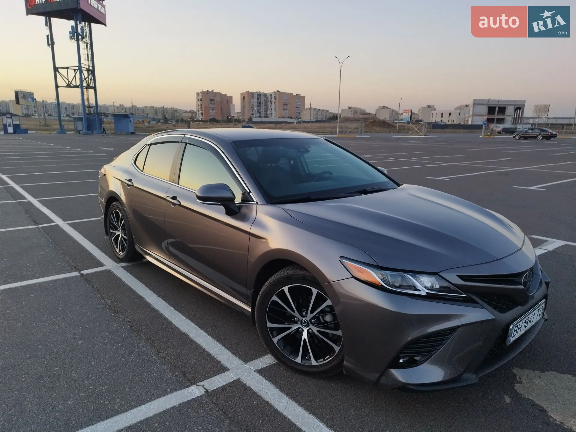 2018 Toyota Camry - мініатюра 8