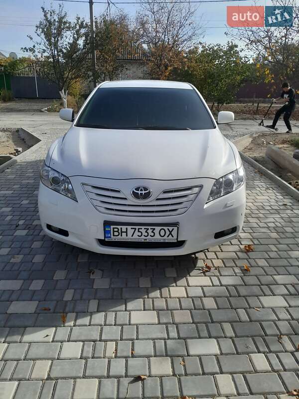 Седан Toyota Camry 2008 в Болграді