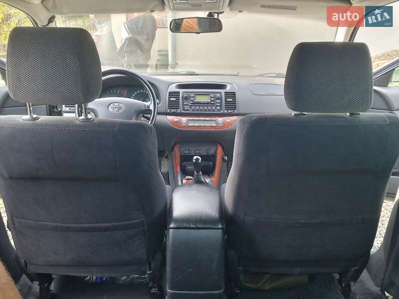 Седан Toyota Camry 2002 в Косові