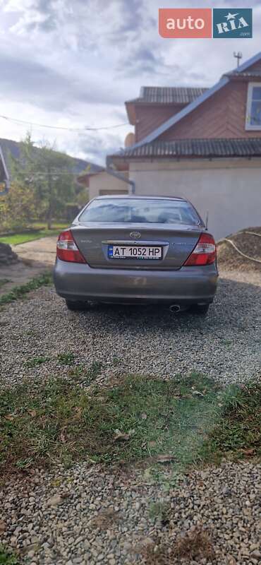 Седан Toyota Camry 2002 в Косові