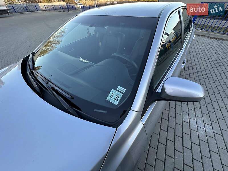 Седан Toyota Camry 2016 в Ковеле