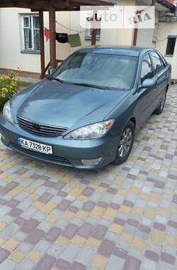 Седан Toyota Camry 2003 в Харькове