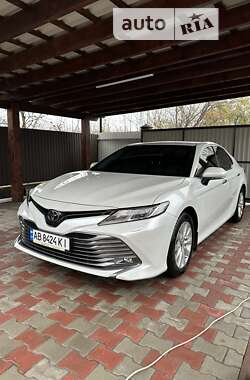 Седан Toyota Camry 2019 в Вінниці