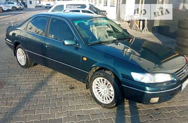 Седан Toyota Camry 1997 в Одесі