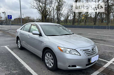 Седан Toyota Camry 2008 в Никополе