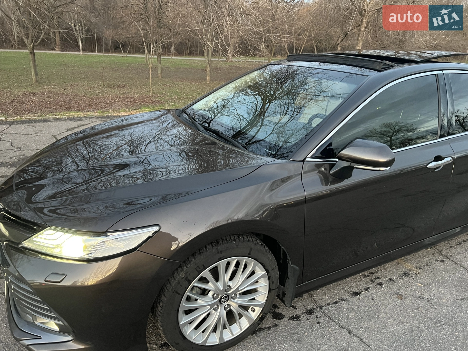 2019 Toyota Camry - мініатюра 5